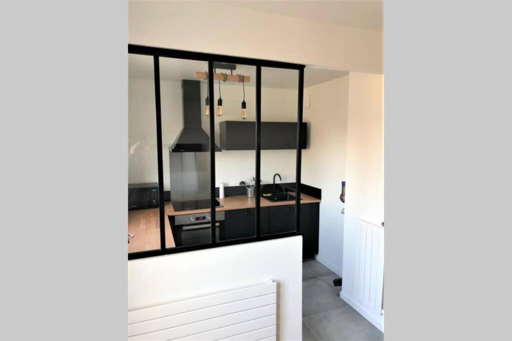 Apartament Hypercentre Grand Balcon Vue Cathedrale Reims Zewnętrze zdjęcie